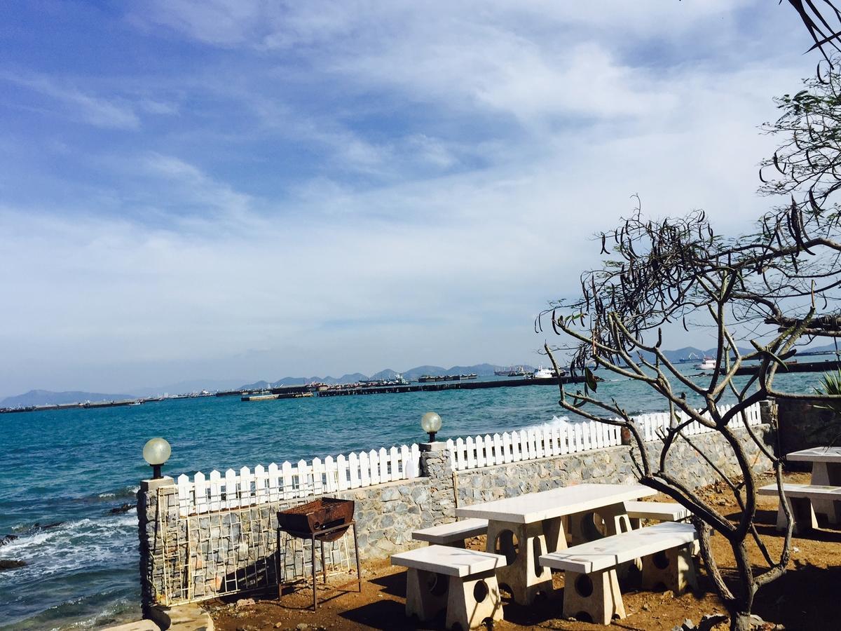 Rubtawan Sichang Resort Ko Si Chang Buitenkant foto